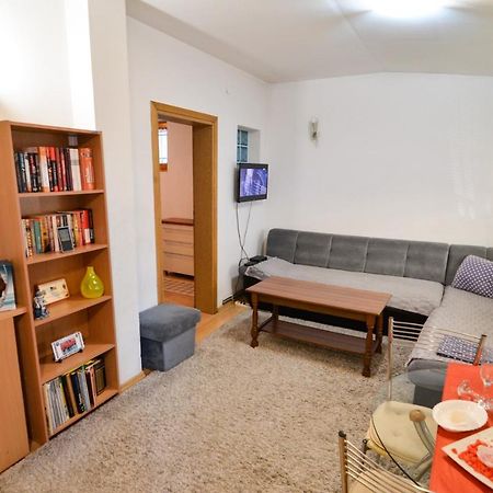 Blacksmith Apartment + Free Private Parking 塞拉耶佛 外观 照片